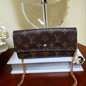 Louis Vuitton Vintage Sarah Wallet